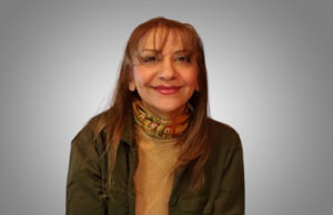 Headshot of Roya Azizi.
